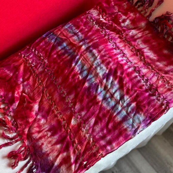 Handmade Tie Dye Decorative Fabric - Picture 2 of 8